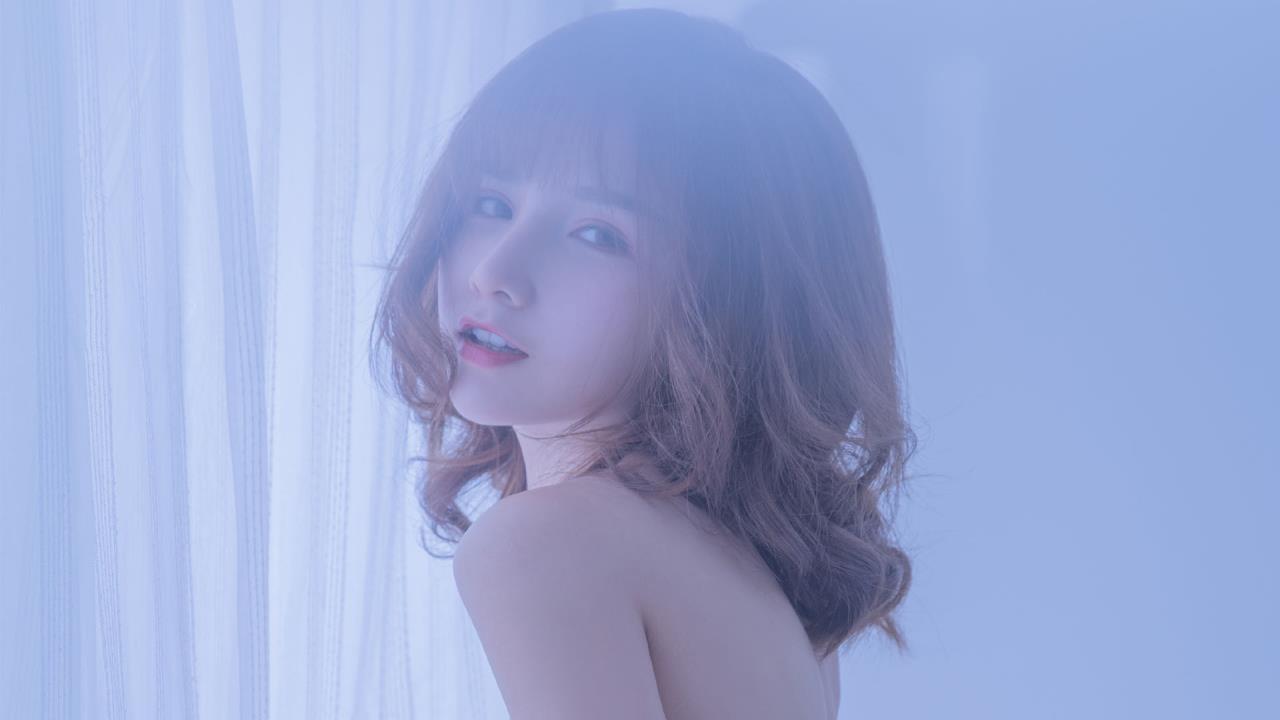 元歌给西施焯的脸红微博: 他对她的爱意浓厚，难掩脸红的瞬间