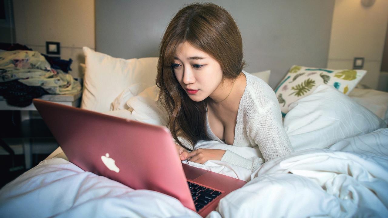 韩国电影公寓:  挤压的生存空间，情感的交锋